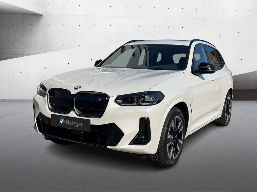 iX3