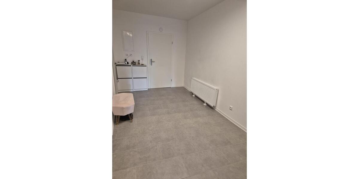 Erdgeschoßwohnung Saterland - 3 Zimmer, 80 m&sup2;, 600&euro; | Angebot:25567975