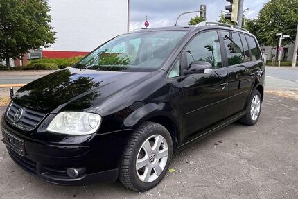 VW Touran 189.000 km 3.490 &euro; Herford 32049