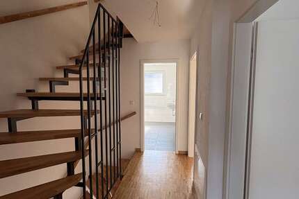 Haus zum Mieten in Haßloch 1.810 € 129 m² 5 zimmer