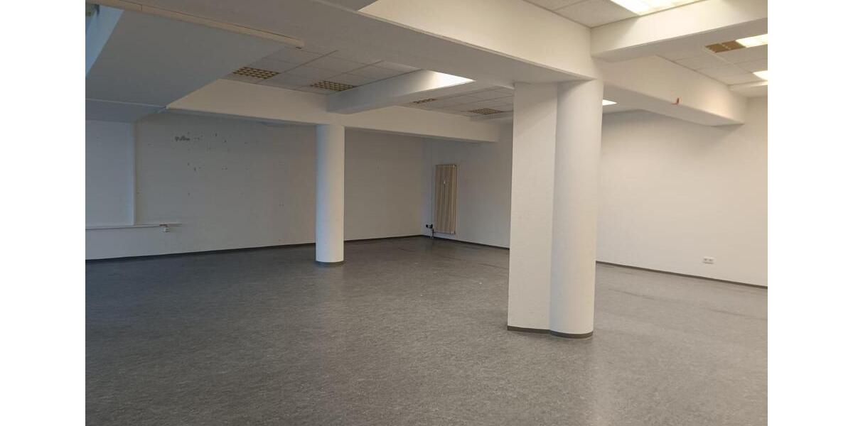 Ladenfläche 126qm +52qm Ladengeschäft mit Fensterfront zimmer