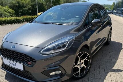 Ford Fiesta 99.800 km 14.989 &euro; Erndtebrück 57339