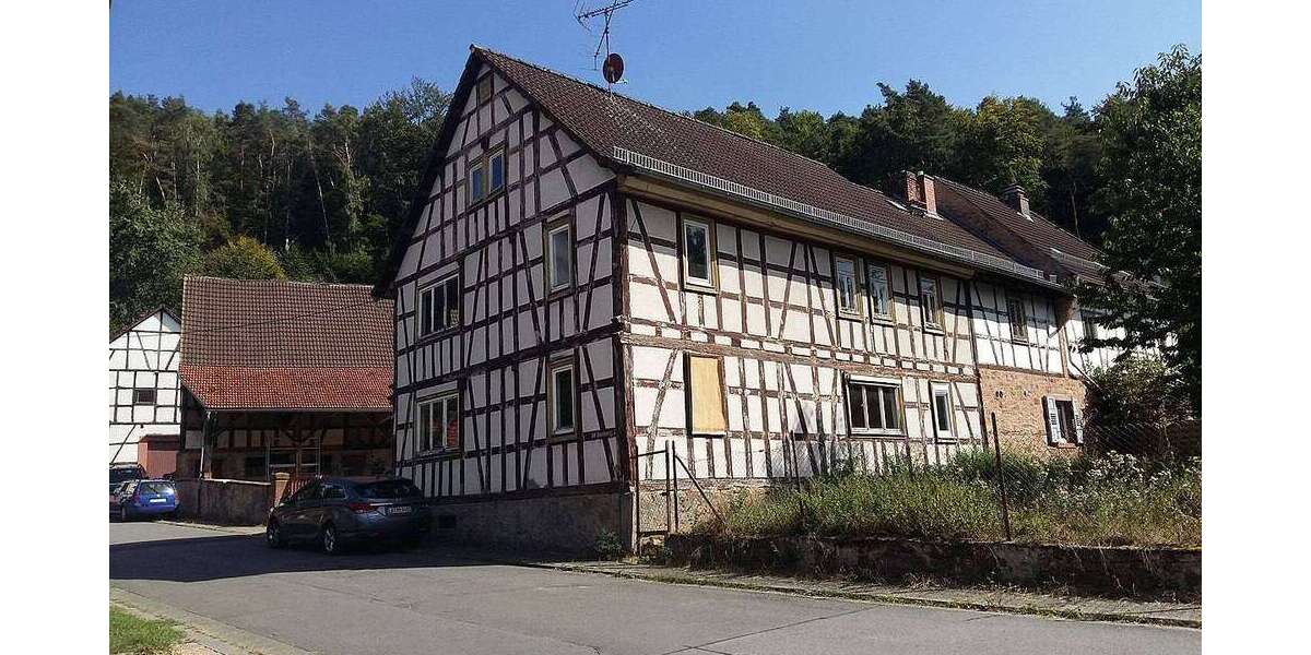 Einfamilienhaus Frielendorf - 11 Zimmer, 290 m&sup2;, 70.000&euro; | Angebot:22046257