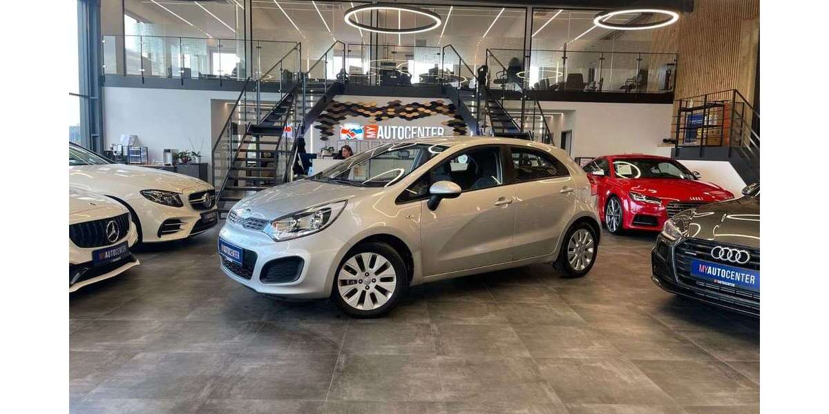 Kia Rio 138.673 km 2.999 &euro; Pfaffenhofen an der Ilm 85276