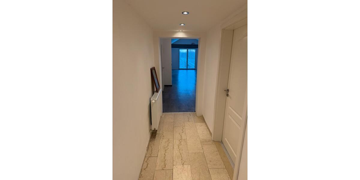 Dachgeschosswohnung in Meitingen 100qm +EBK 2 zimmer