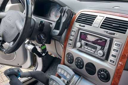 Kia Carnival 92.500 km 5.900 &euro; Neuss 41469
