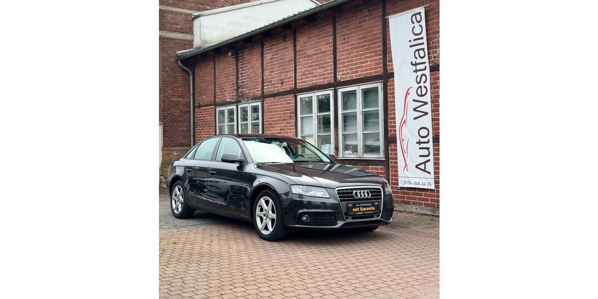 Audi A4 111.378 km 8.099 &euro; Porta Westfalica 32457
