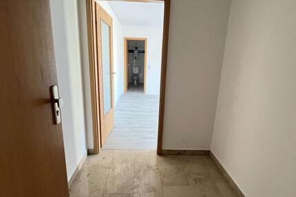 Wohnung Halberstadt - 2 Zimmer, 64 m&sup2;, 351&euro; | Angebot:26084103