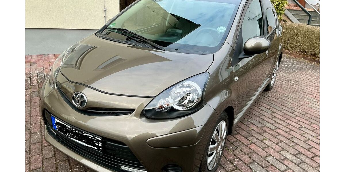 Toyota Aygo (X) 34.887 km 7.000 &euro; Weckbach 63937