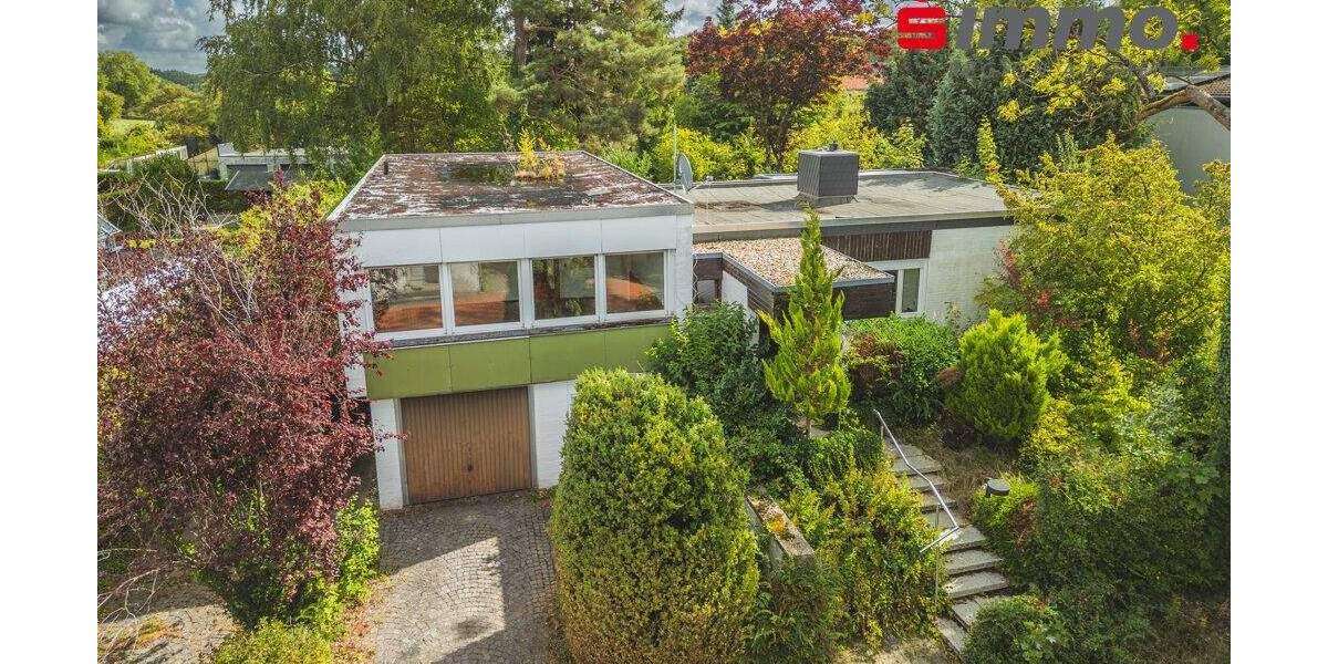 Sonniges Anwesen mit Traumgrundstück in sanierungsbedürftigem Zustand 5 zimmer