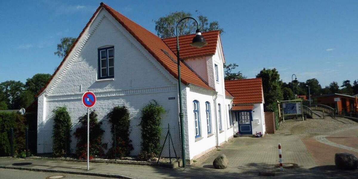 Einfamilienhaus Neukalen - 8 Zimmer, 161 m&sup2;, 395.000&euro; | Angebot:25657523