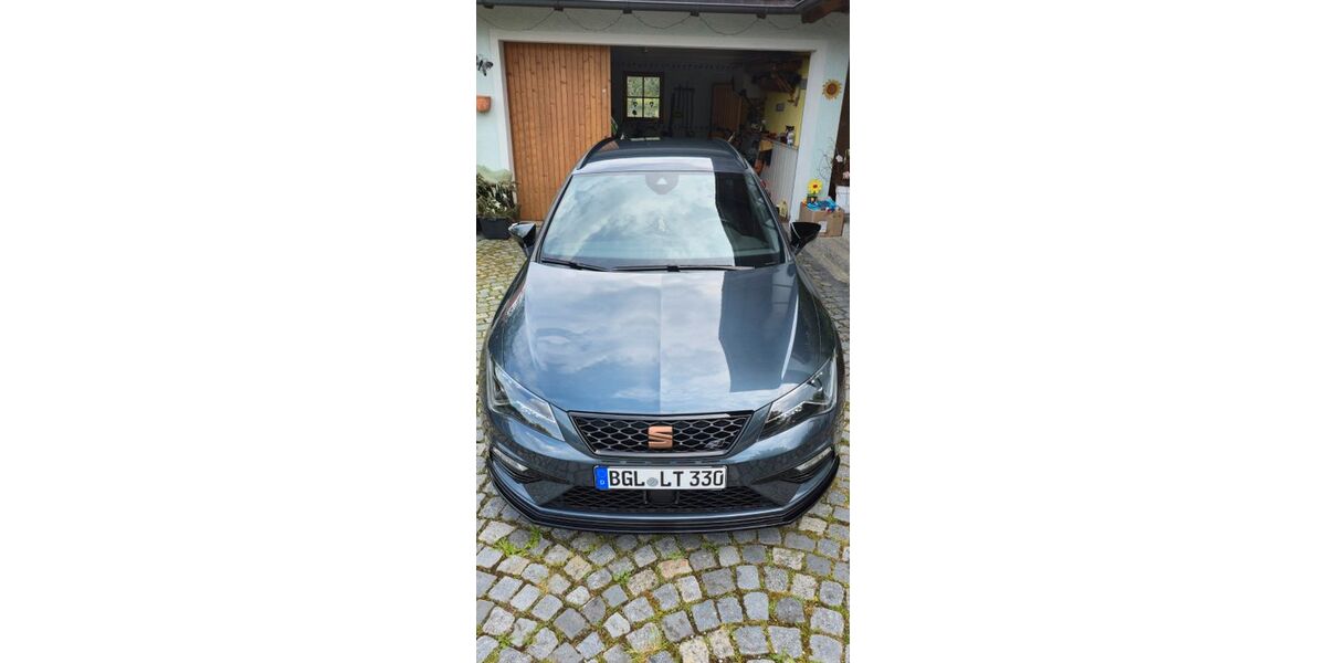 Seat Leon 80.000 km 22.200 &euro; Saaldorf 83416
