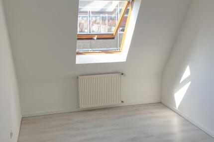 ObjNr:18661 - Sanierte 4-Zimmer ETW mit Balkon mit Blick über Ludwigshafen 4 zimmer