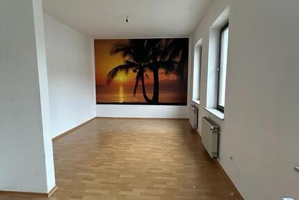 Wohnung Selb - 3 Zimmer, 77 m&sup2;, 630&euro; | Angebot:25570339