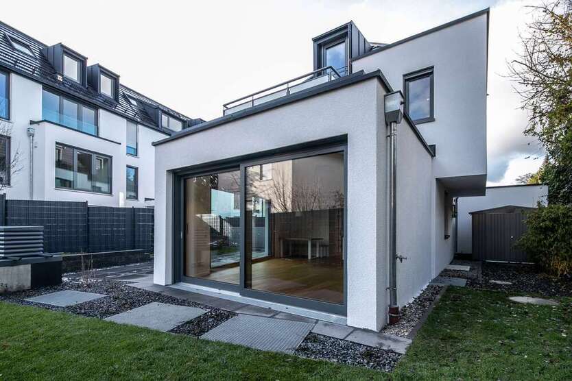 Eigenheim im Villenstil in Dachau-Süd Super Ausstattung, 2 Bäder, 2 Sonnenterrassen ! A+ 5 zimmer