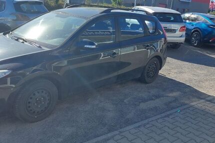 Hyundai i30 290.000 km 1.799 &euro; Hettstedt 06333