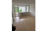 *schöne 3-R-Wohnung mit Balkon und Stellplatz sucht netten Nachmieter*