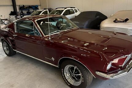 Ford Mustang 35.806 km 98.800 &euro; Ulm 89079