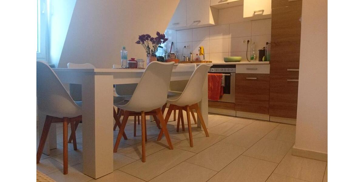 Dachgeschoßwohnung Fürth Südstadt - 3 Zimmer, 65 m&sup2;, 610&euro; | Angebot:25368765