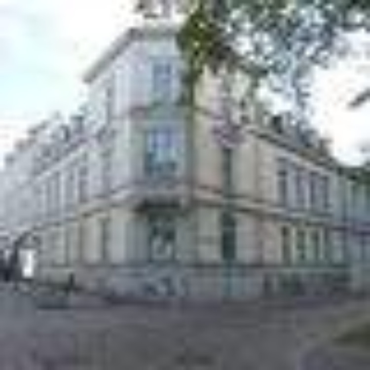 gemütliche 2,5-Zimmer-Wohnung in unmittelbarer Nähe zur Innenstadt zimmer