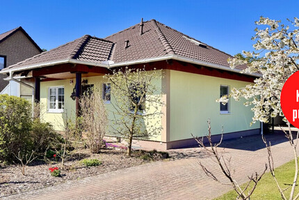 HORN IMMOBILIEN + Einfamilienhaus mit Einbauküche, Doppelgarage und Keller in Krugsdorf bei Pasewalk - Haus Krugsdorf | Angebot:26531984