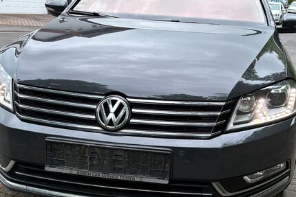 VW Passat 274.000 km 8.400 &euro; Gießen 35398