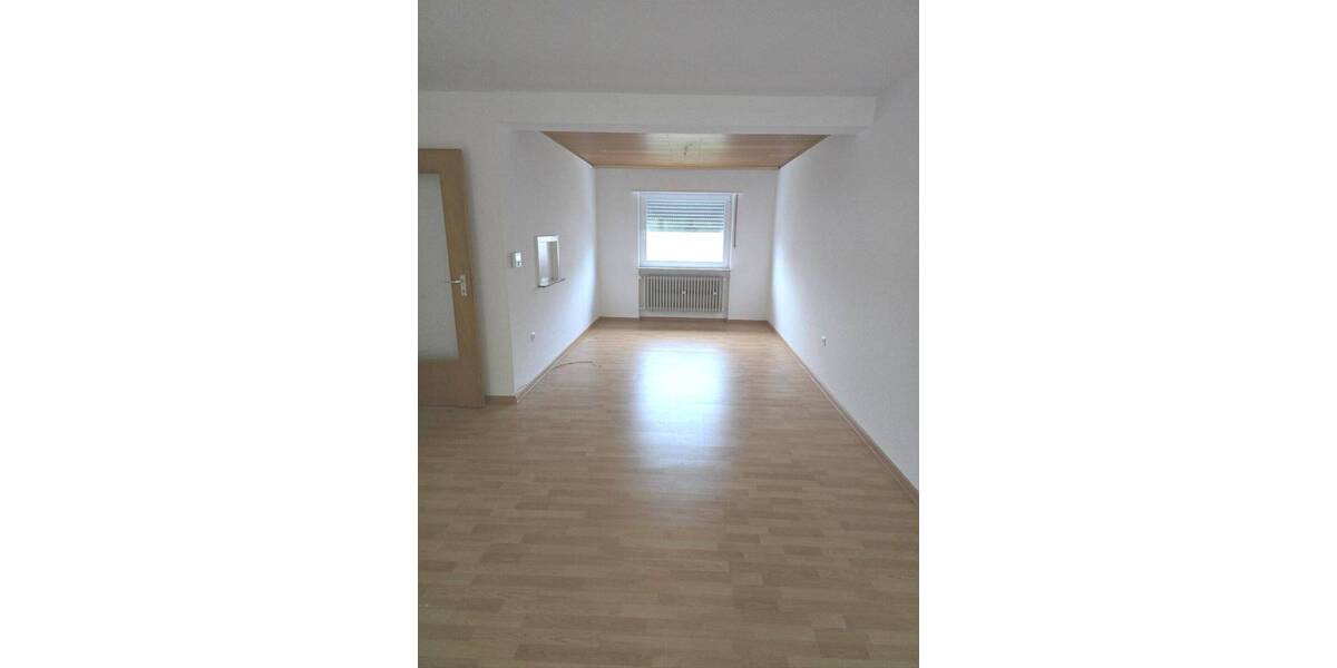 Etagenwohnung Pirmasens Ruhbank - 3 Zimmer, 75 m&sup2;, 585&euro; | Angebot:26840821