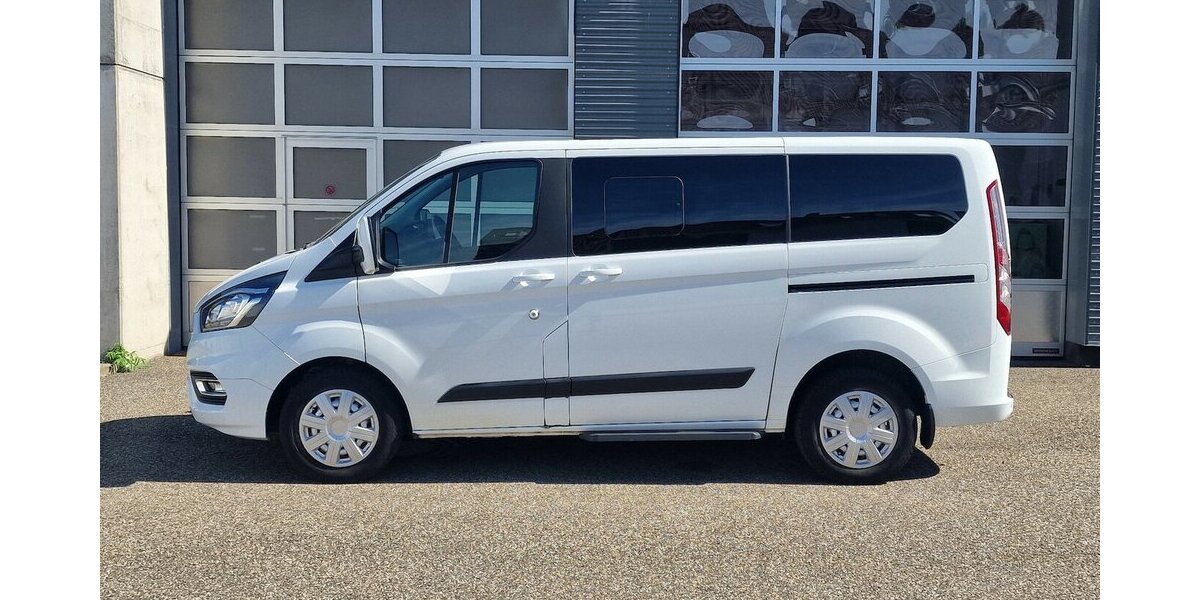 Ford Tourneo Custom 320 L1 H1 Tourneo Trend Klima 60.000 km 31.499 € Landau 76829
