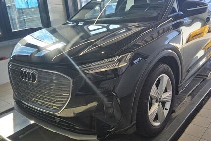 Audi Q4 e-tron 20.925 km 38.450 &euro; Vechta 49377