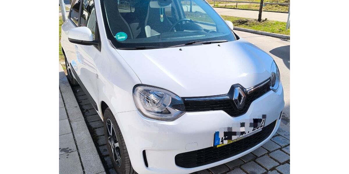 Renault Twingo 64.250 km 7.999 &euro; München 81927