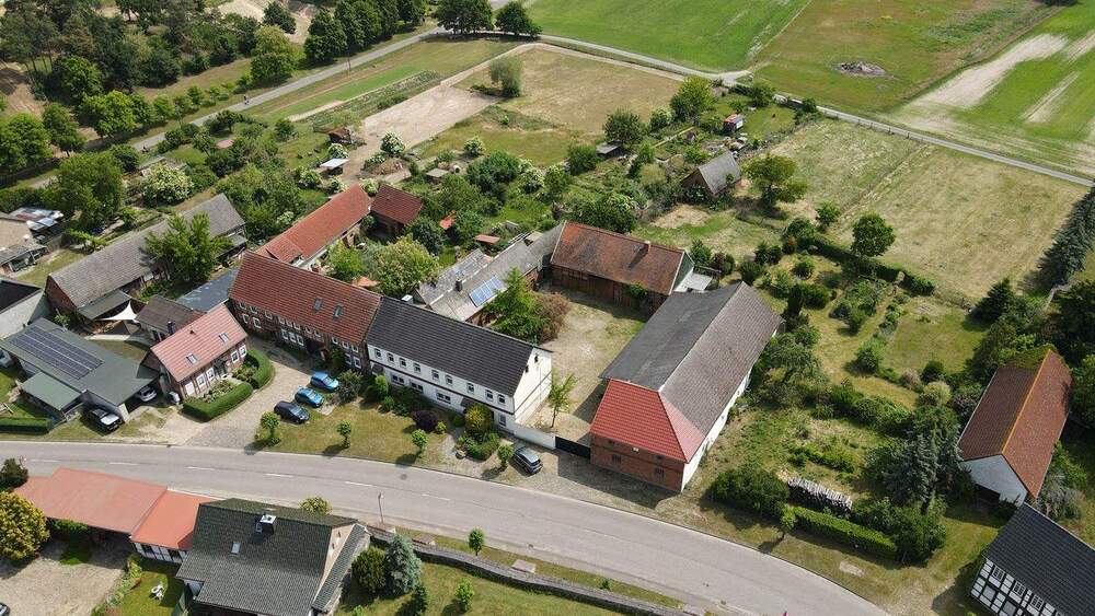 Bauernhaus, Landhaus Kalbe (Milde) Altmersleben - 9 Zimmer, 296 m&sup2;, 280.000&euro; | Angebot:24031811