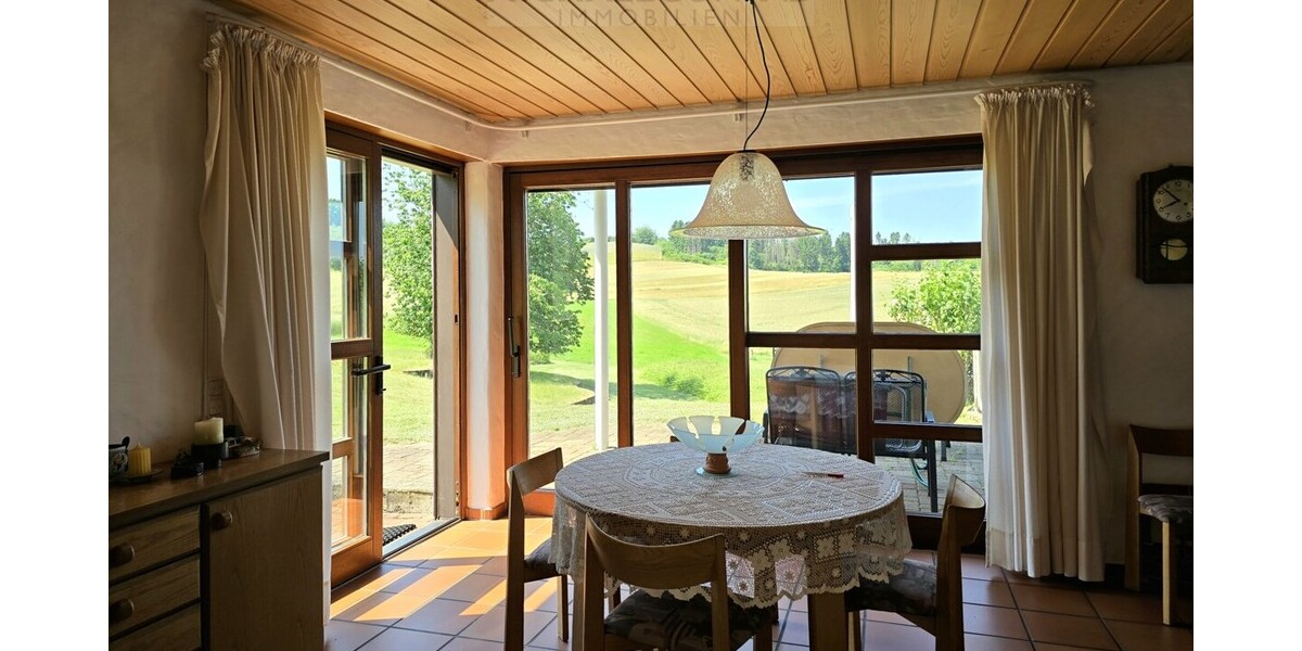 Natur pur! Außergewöhnliches Architektenhaus in traumhafter Lage und mit Einliegerwohnung - Einfamilienhaus Schmelz | Angebot:27010420