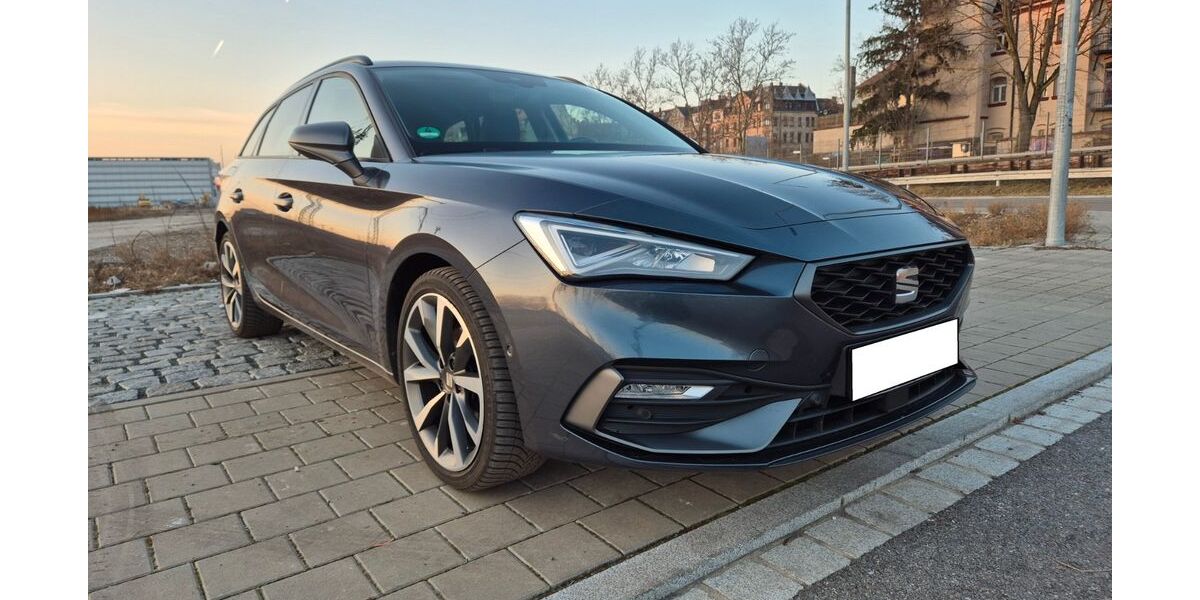 Seat Leon 97.870 km 14.990 &euro; Fürth 90762