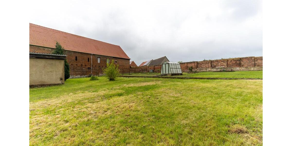 Mehrfamilienhaus, Wohnhaus Hohenmölsen - 10 Zimmer, 282 m&sup2;, 349.000&euro; | Angebot:26957655