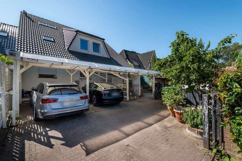 Haus zum Kaufen in Wedel 629.000 € 223.33 m²