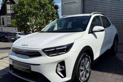 Kia Stonic 17.550 km 19.400 &euro; Wiesbaden 65199