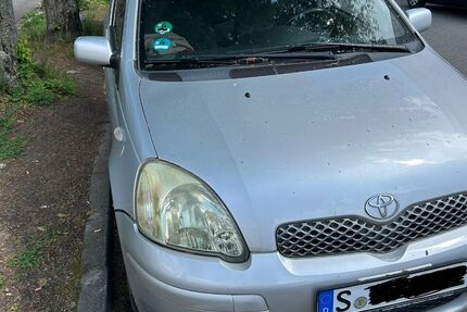 Toyota Yaris 232.500 km 1.900 &euro; Stuttgart 70599