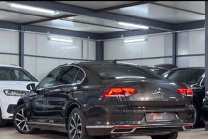 VW Passat 120.000 km 20.299 &euro; München 81243