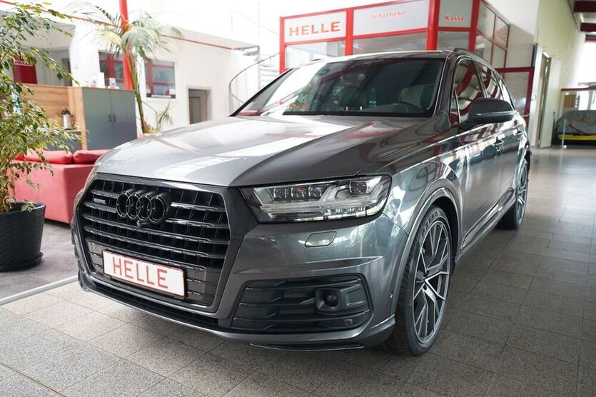 Q7