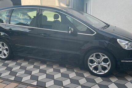 Ford S-Max 199.500 km 8.499 &euro; Erfurt 99098