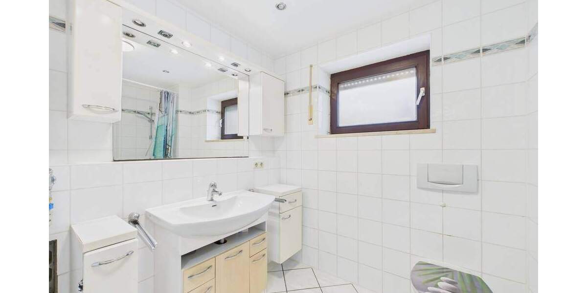 Etagenwohnung Gilching Talhof - 5 Zimmer, 99 m&sup2;, 339.950&euro; | Angebot:25784341