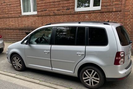 VW Touran 193.000 km 5.000 &euro; Osnabrück 49088