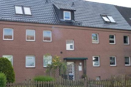 Reihenmittelhaus Maisonett + 2-Raum + Büro 8 zimmer