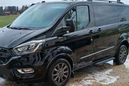 Ford Tourneo Custom 122.000 km 29.990 &euro; Straßlach 82064