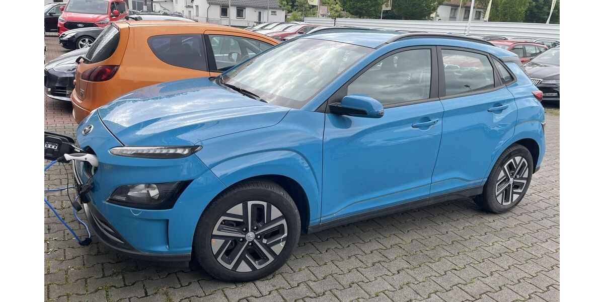 Hyundai KONA 38.617 km 16.870 &euro; Bonn 53227