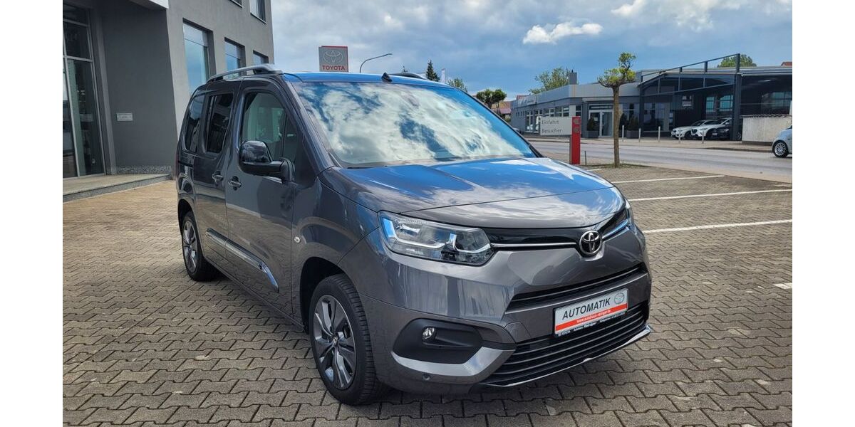 Toyota Proace City 39.999 km 26.500 &euro; Königsbrunn / Augsburg 86343