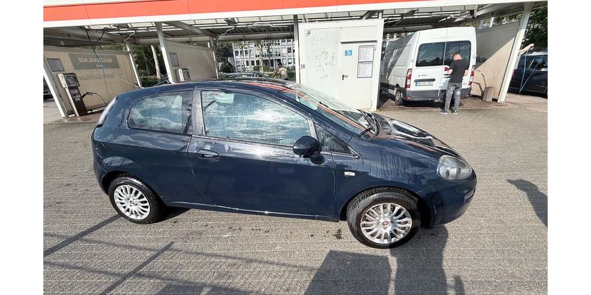 Fiat Punto 205.000 km 1.200 &euro; Bonn 53177