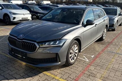 Skoda Superb 6.179 km 34.990 &euro; Ahrensburg 22926
