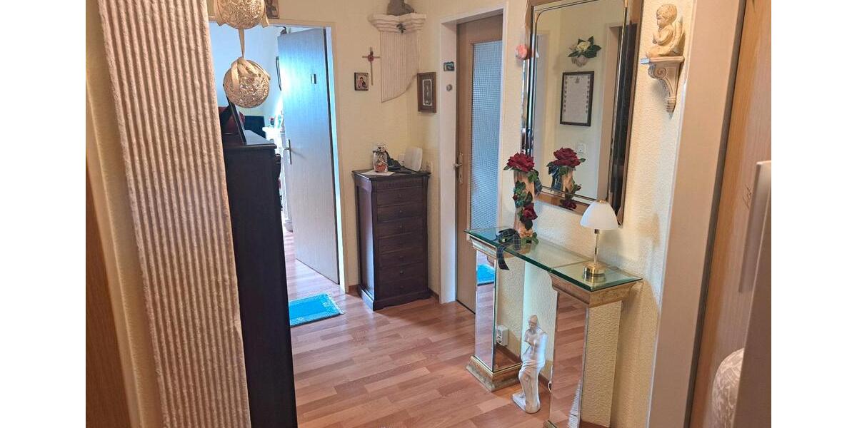 Gemütliche Eigentumswohnung 69 qm , Provisionsfrei, 4 Zi,K,B, 4 zimmer