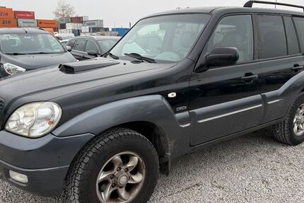 Hyundai Terracan 229.000 km 1.999 € München 81829